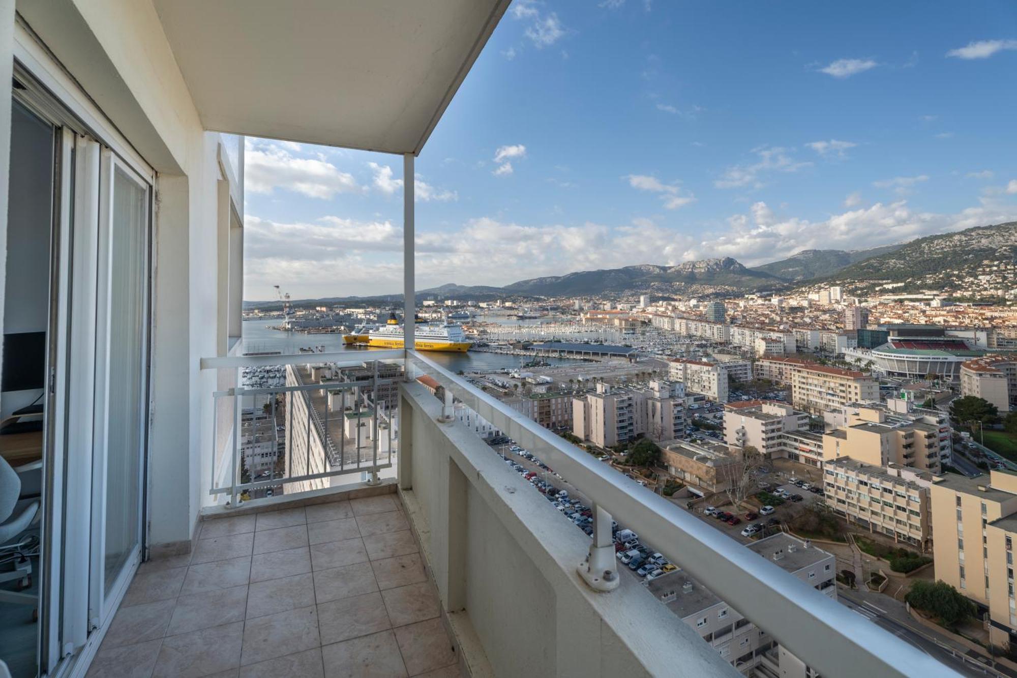 Vue Panoramique, Grand Appartement 2 Chambres A Toulon Exterior foto